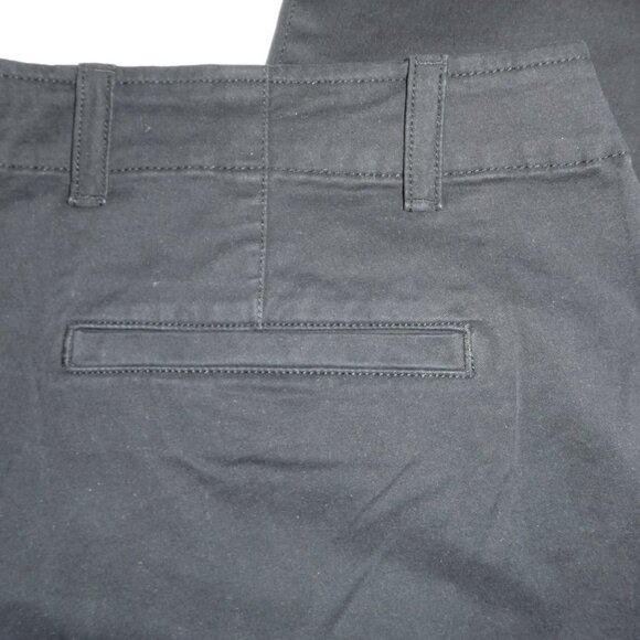 2 x GAP Mid Rise Downtown Khakis - Black - Picture 6 of 13